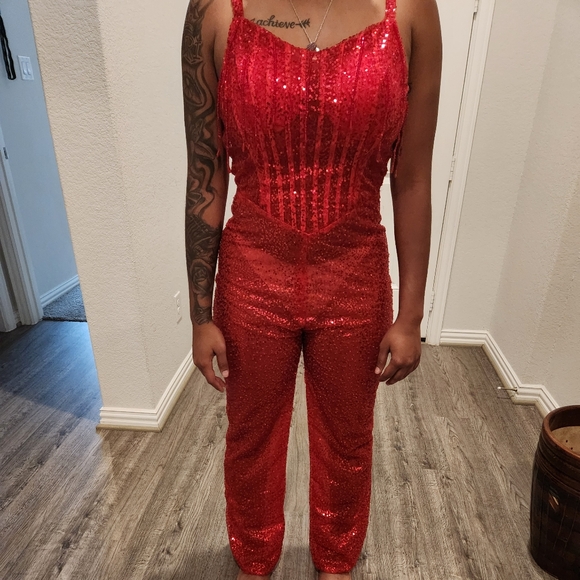 Jumpsuit - Picture 5 of 8